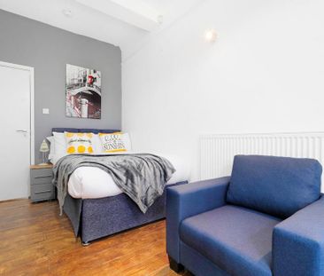 6 bedroom house to rent - Photo 4