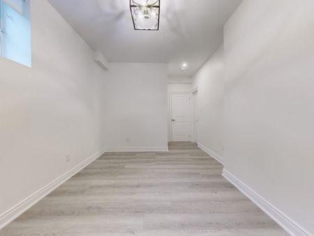 For Lease - 18 Wellman Drive, Richmond Hill, Ontario - Photo 2