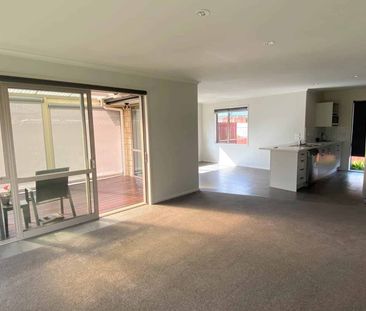 Exceptional 3 bedroom home - Photo 1