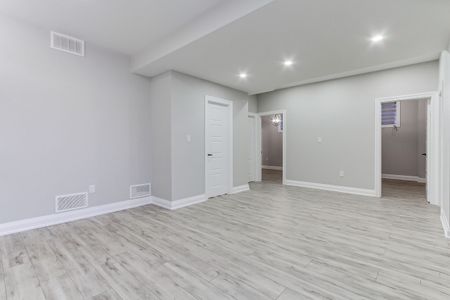For Lease - 4 Valley Point Crescent Unit# BSMT, King, Ontario - Photo 2
