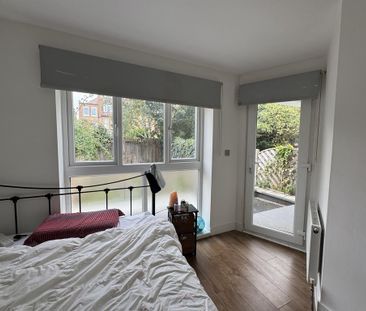 2 bedroom flat to rent - Photo 5