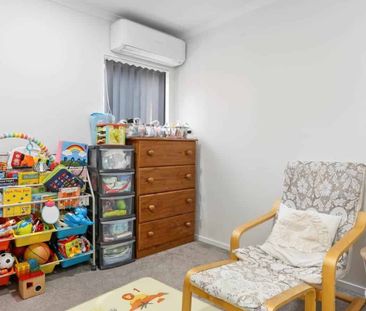 Just 2 Years Old! 3 Bed, 2.5 Bath Townhouse wi... - Photo 2