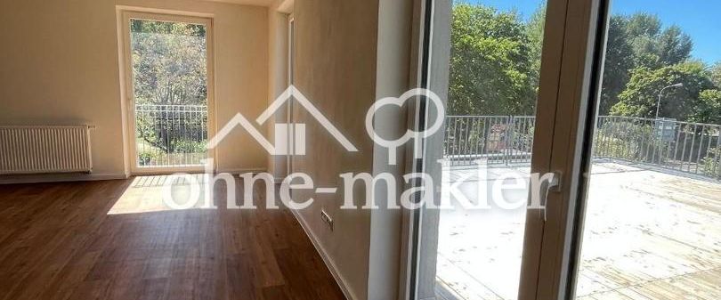 Exklusive, kernsanierte 4-Zimmer-Wohnung mit 40m²-großen Dachterrasse in ruhiger Lage in Selb - Foto 1