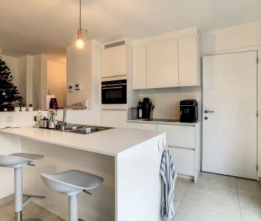 Recent twee slaapkamerappartement met ruim terras van 20 m² en staa... - Photo 6