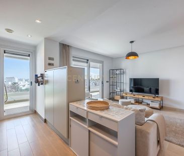 Apartamento de alquiler en Av. Burgos, 26, 29670 San Pedro Alcántar... - Photo 3