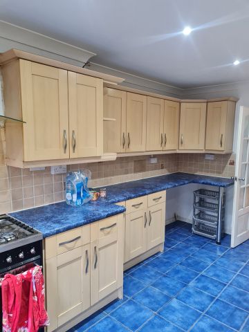 2 Bed Terraced House, Aldborough Road South, IG3 - Photo 3