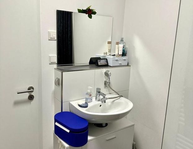 Moderne, lichtdurchflutete 3 Zimmer Wohnung - Photo 1