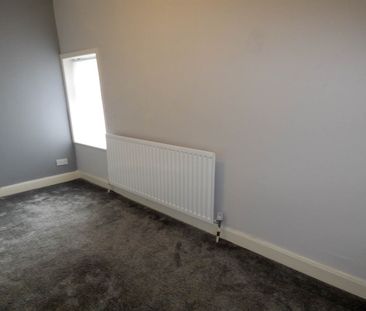 2 bed end of terrace house to rent in Tyndal Gardens, Dunston, NE11 - Photo 2