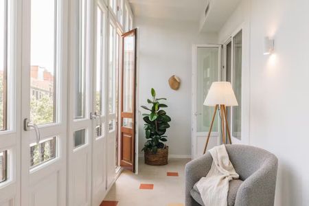 Ronda de Sant Pere, Barcelona, Catalonia 08010 - Photo 4