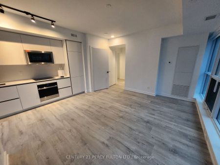 For Lease - 327 King Street Unit# 1807, Toronto, Ontario - Photo 5