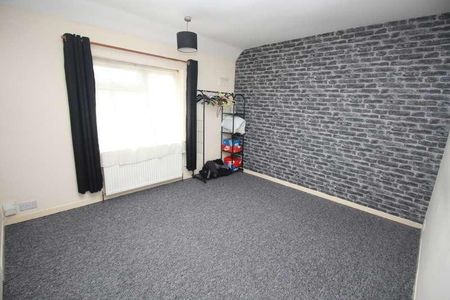 Blundell Road, Leicester, LE5 - Photo 2