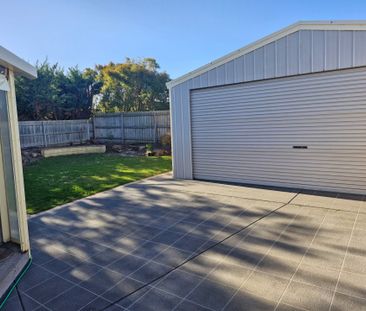 37 Longwood Drive, Mornington, VIC 3931 - Photo 6