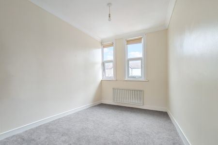 Upper Wickham Lane, Welling, DA16, London - Photo 4
