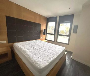 Piso de alquiler en Centre - Barri Vell - Photo 6