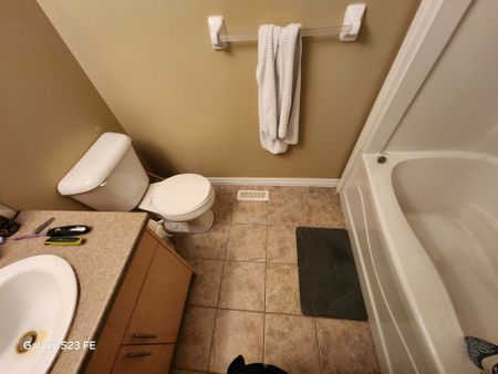 For Lease - 112 North Centre Road Unit# 86, London North, Ontario - Photo 5