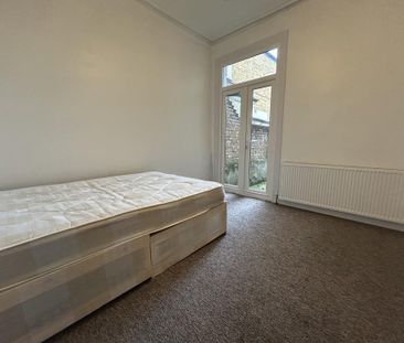 1 bedroom ground floor flat to rent - Photo 3