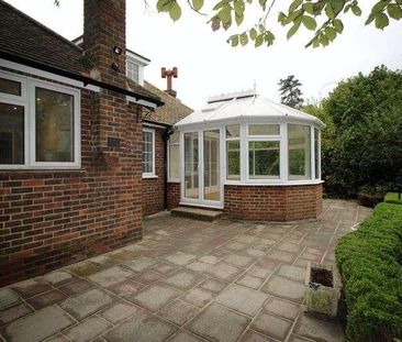 Tupwood Lane, Caterham - �cm, CR3 - Photo 2