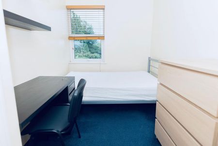 5 bedroom house to rent - Photo 3