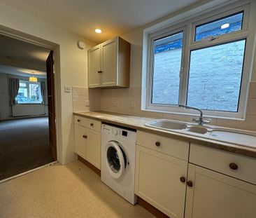 2 bedroom terraced house to rent - Photo 6