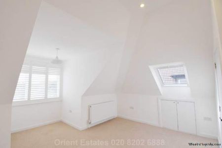 4 bedroom property to rent in London - Photo 5