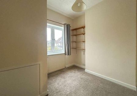 Nadder Terrace, Salisbury, SP2 - Photo 4