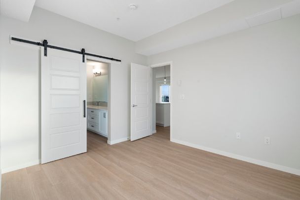 2412-33 Carringham Gate Nw - Photo 1