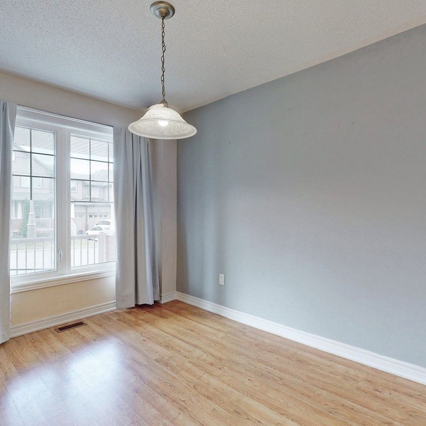 For Lease - 67 Sequin Drive, Richmond Hill, Ontario - Photo 1