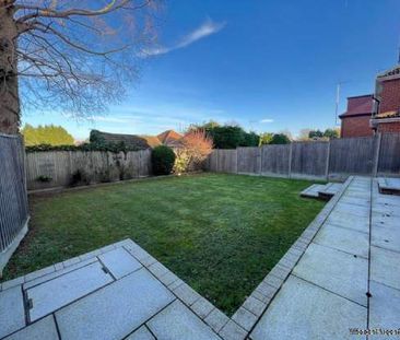 5 bedroom property to rent in Borehamwood - Photo 1