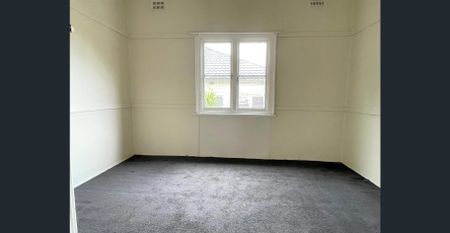 Close to Everything! - Photo 4