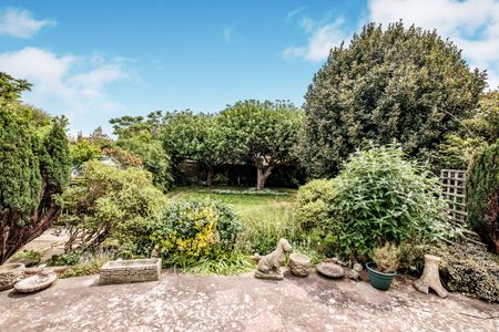 3 bedroom bungalow to rent Seafield Avenue, Goring-by-Sea, Worthing, BN12 - Photo 5