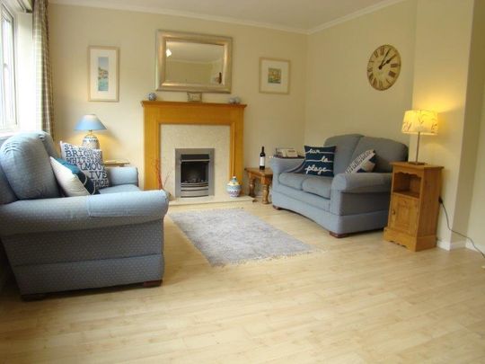 2 Bedroom Town House To Rent in Lenton - Photo 1