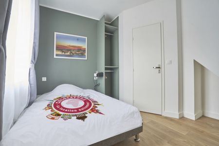 G.POMPIDOU K Roommate 5 Bedrooms at Lille - La Madeleine - Photo 2