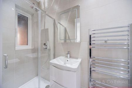 Studio to rent - Photo 5