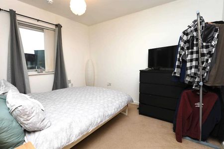 Dutton Court - Photo 4