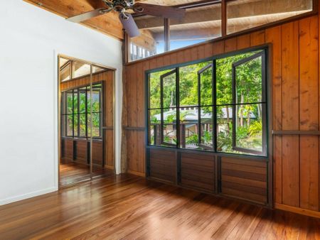 LIVE IN THE RAINFOREST!!!! - Photo 3