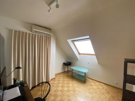 Ruim appartement met 3 slaapkamers nabij centrum Bilzen - Foto 5