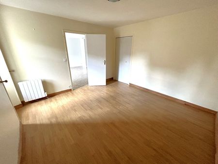 Location Appartement 2 pièces 48m² - Photo 3