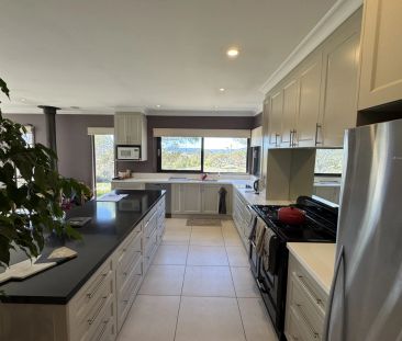 Beautiful Open Home With Incredible Mountain Views - Winter lease - Photo 5