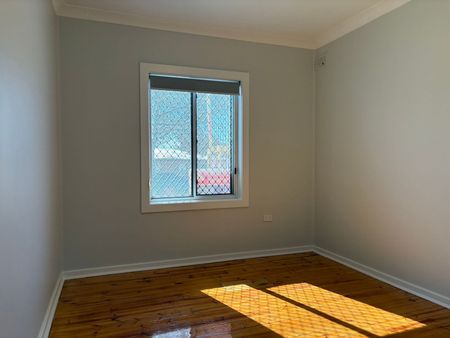 Comfortable Family Home in Elizabeth East - Photo 2