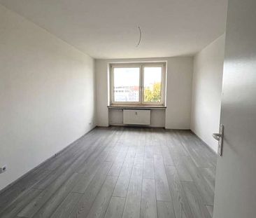 Gemütliche Wohnung gefällig? 3 Zimmer warten auf Sie! - Photo 1