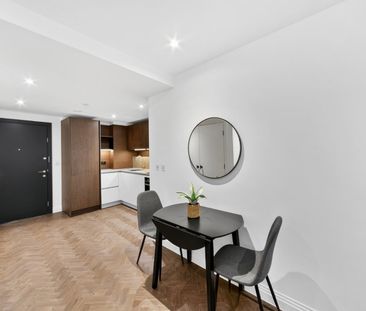 Studio Flat, Halcyon House, E16 - Photo 3
