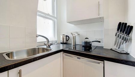 Hill Street, Mayfair, W1J, London - Photo 2