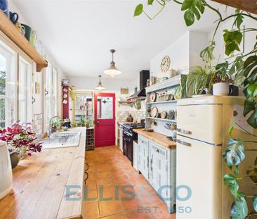 2 bedroom semi-detached house to rent - Photo 2