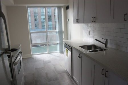 For Lease - 28 Olive Avenue Unit# 606, Toronto, Ontario - Photo 5