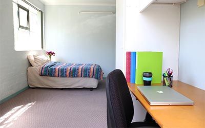 Bouverie Residence-3 Bedroom Apartment - Photo 2