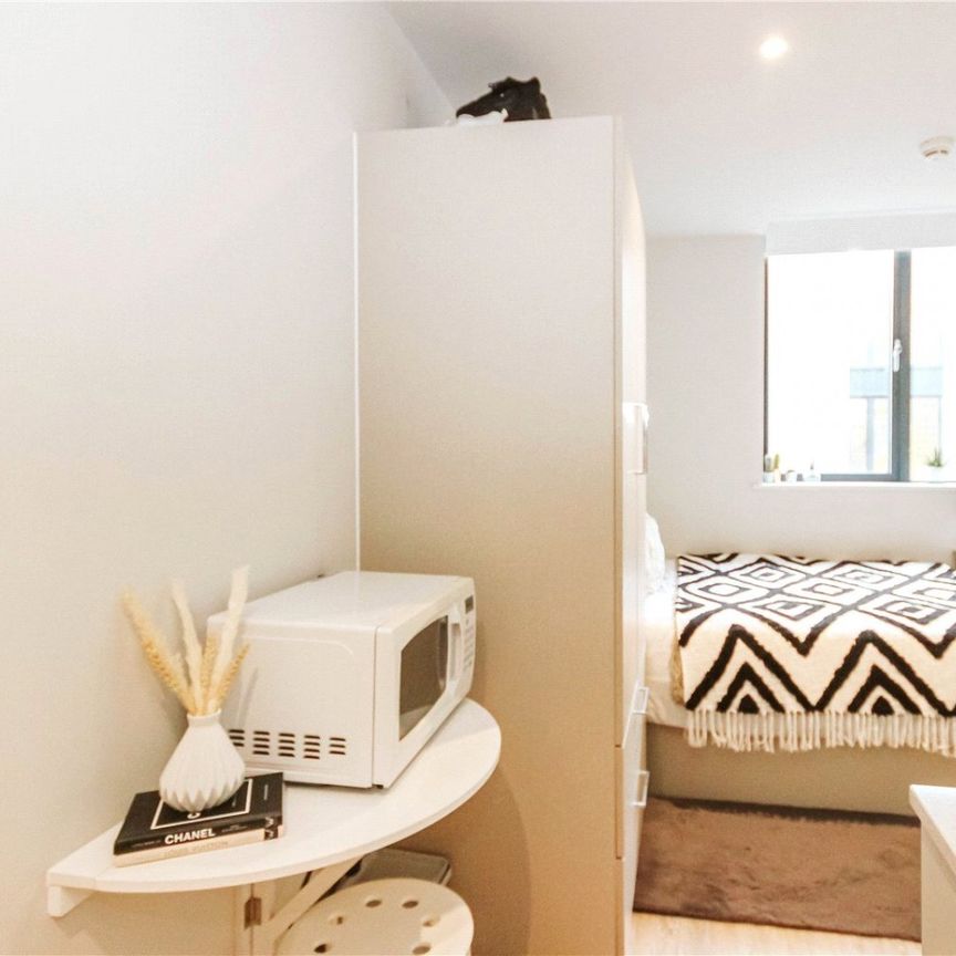 Grove Road, - Photo 1