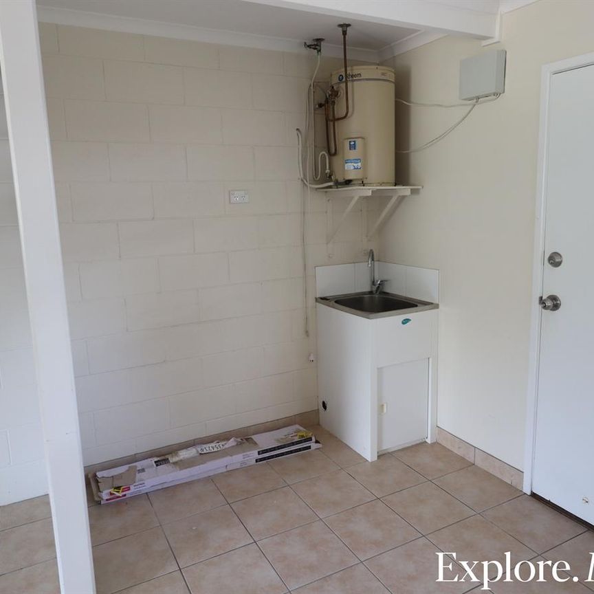 1 Bedroom Unit in Convenient Location - Photo 1