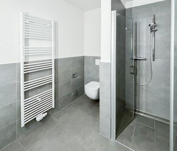 Hochwertige 4-Zimmer-Wohnung mit traumhaftem Blick auf den Küstenkanal - Foto 1