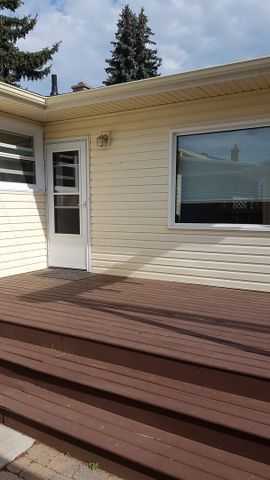 Grosvenor Park - 5 Bedroom/3 Bathroom - 1613 Grosvenor Ave - Photo 3