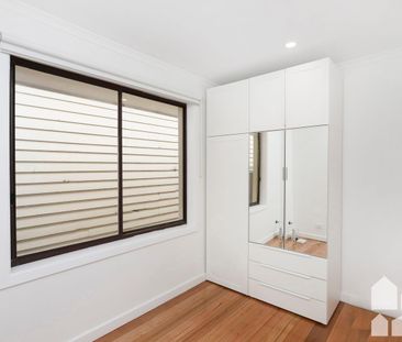 ENTIRELY RENOVATED IN PRIME LOCATION! - Photo 2